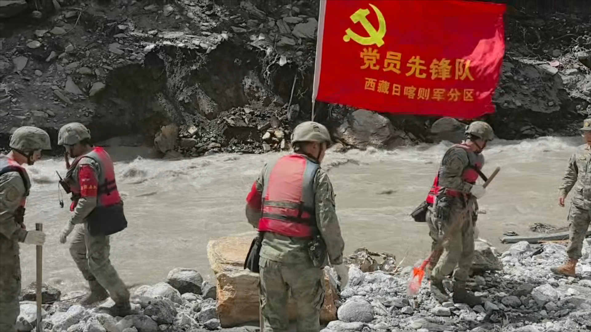 高原险境下的生命驰援