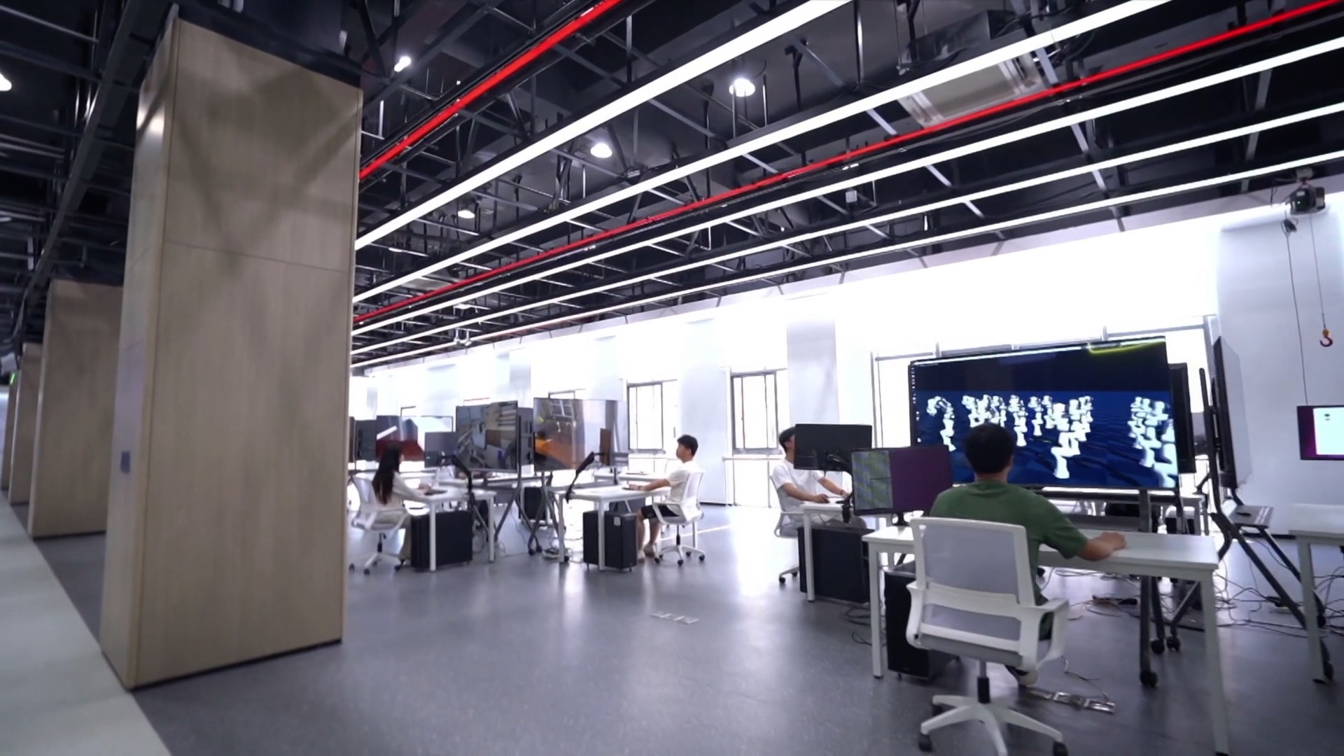 新华视点|从各地创新发展赛道 看中国经济澎湃活力