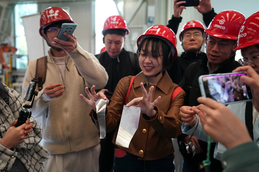 学习进行时丨科学的未来在青年——习近平总书记关心青年创新创造的故事