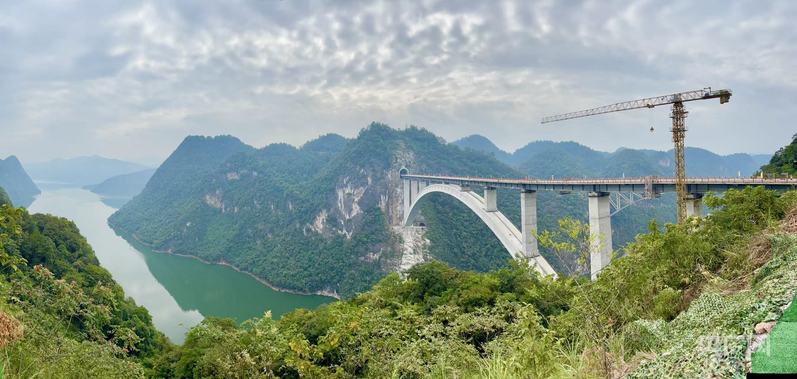 高质量发展看中国丨乌江天险起长虹 奋斗底色铺就发展新通途