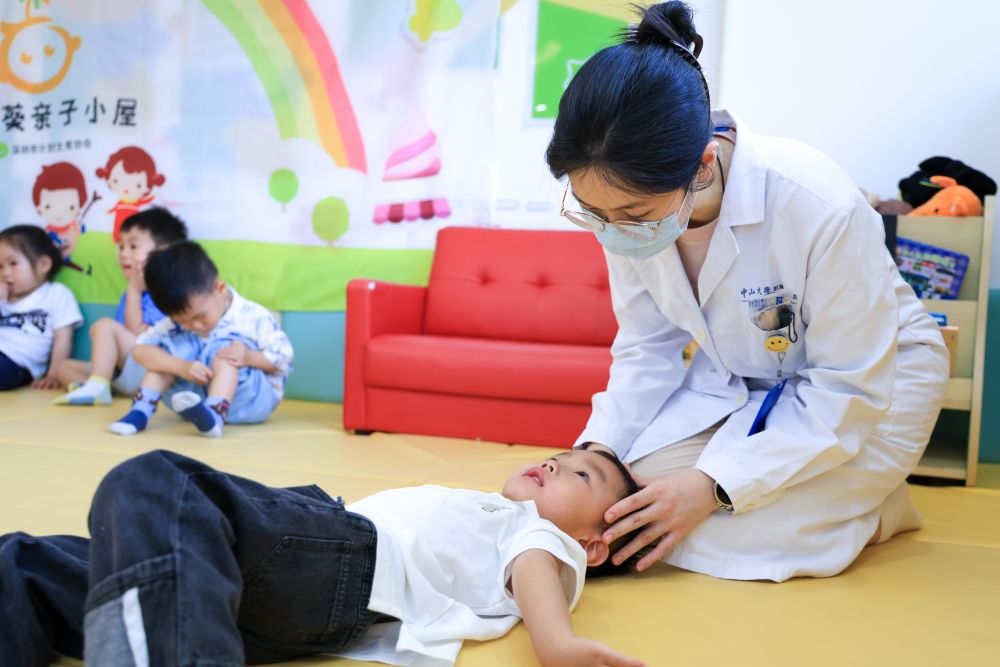 让更多家庭托得上、托得好——全国托育服务宣传月看点扫描