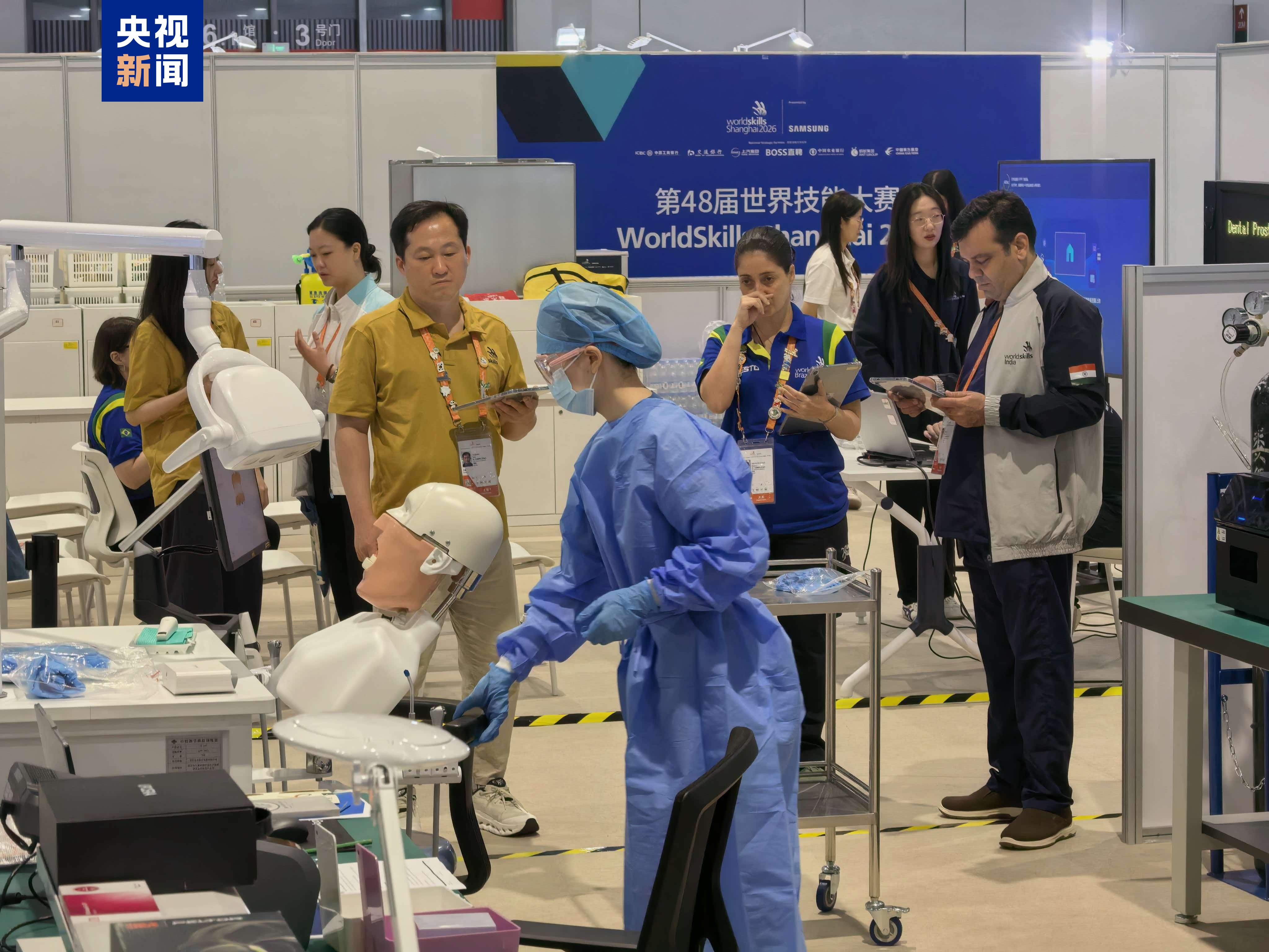 中国选手亮相全部项目比拼硬核技艺!世界技能大赛究竟比什么?