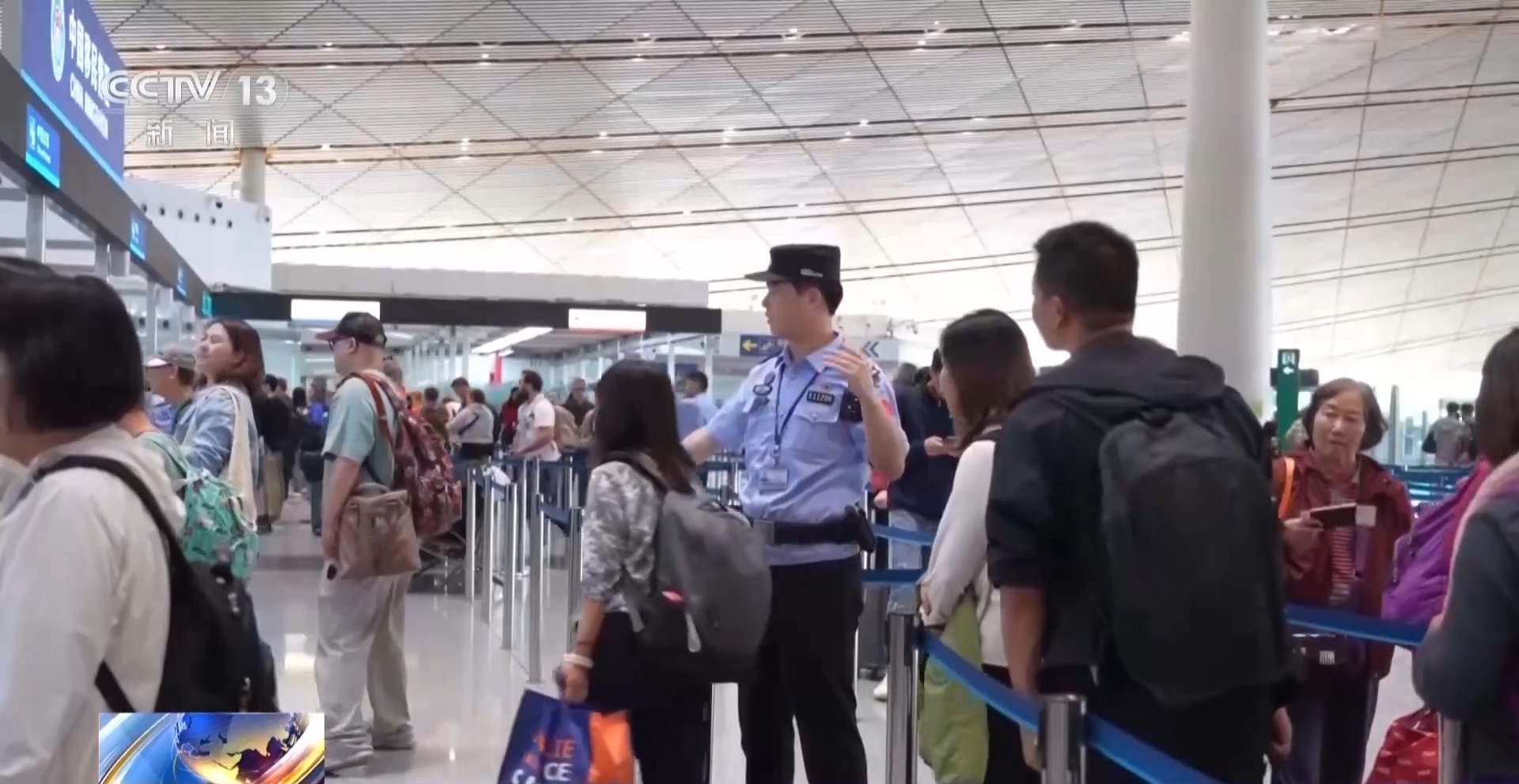 视频丨粤港澳旅客“双向奔赴”、外籍游客“扎堆”来华 多地口岸迎客流高峰