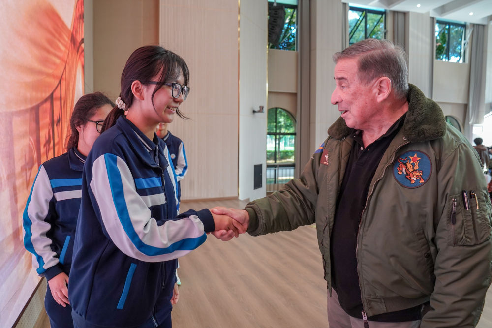 心相近|习近平主席讲述的中美人民友好故事 心相近|习近平主席讲述的中美人民友好故事