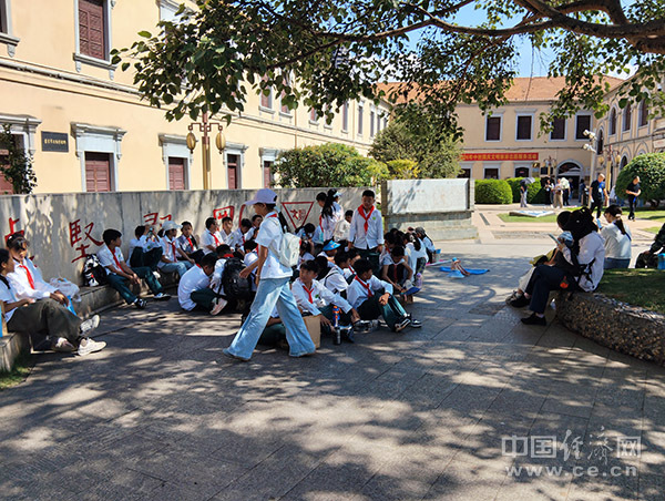 青春华章·学以报国丨在追寻中读懂西南联大:烽火弦歌 不负时代