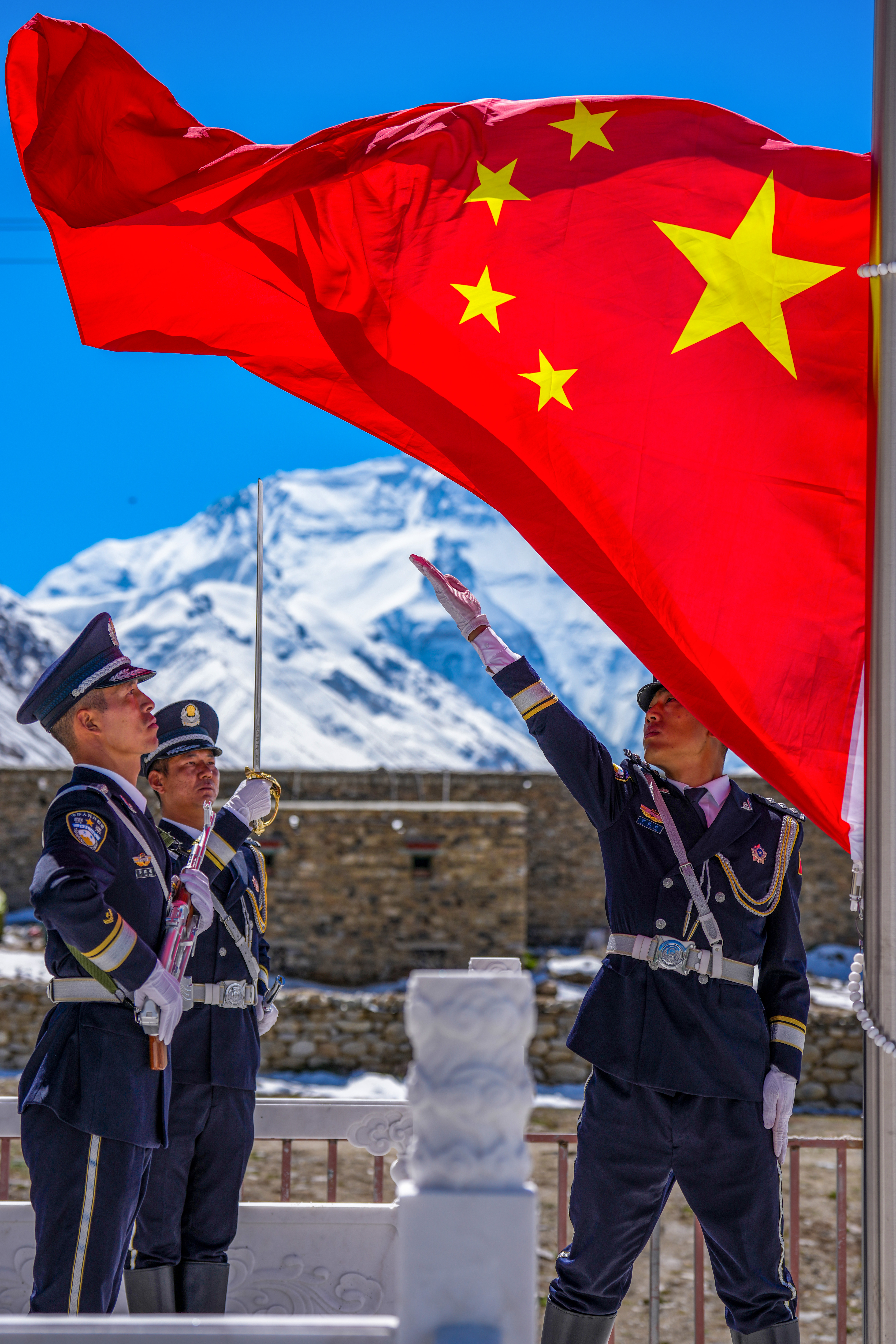 假如国旗有海拔……