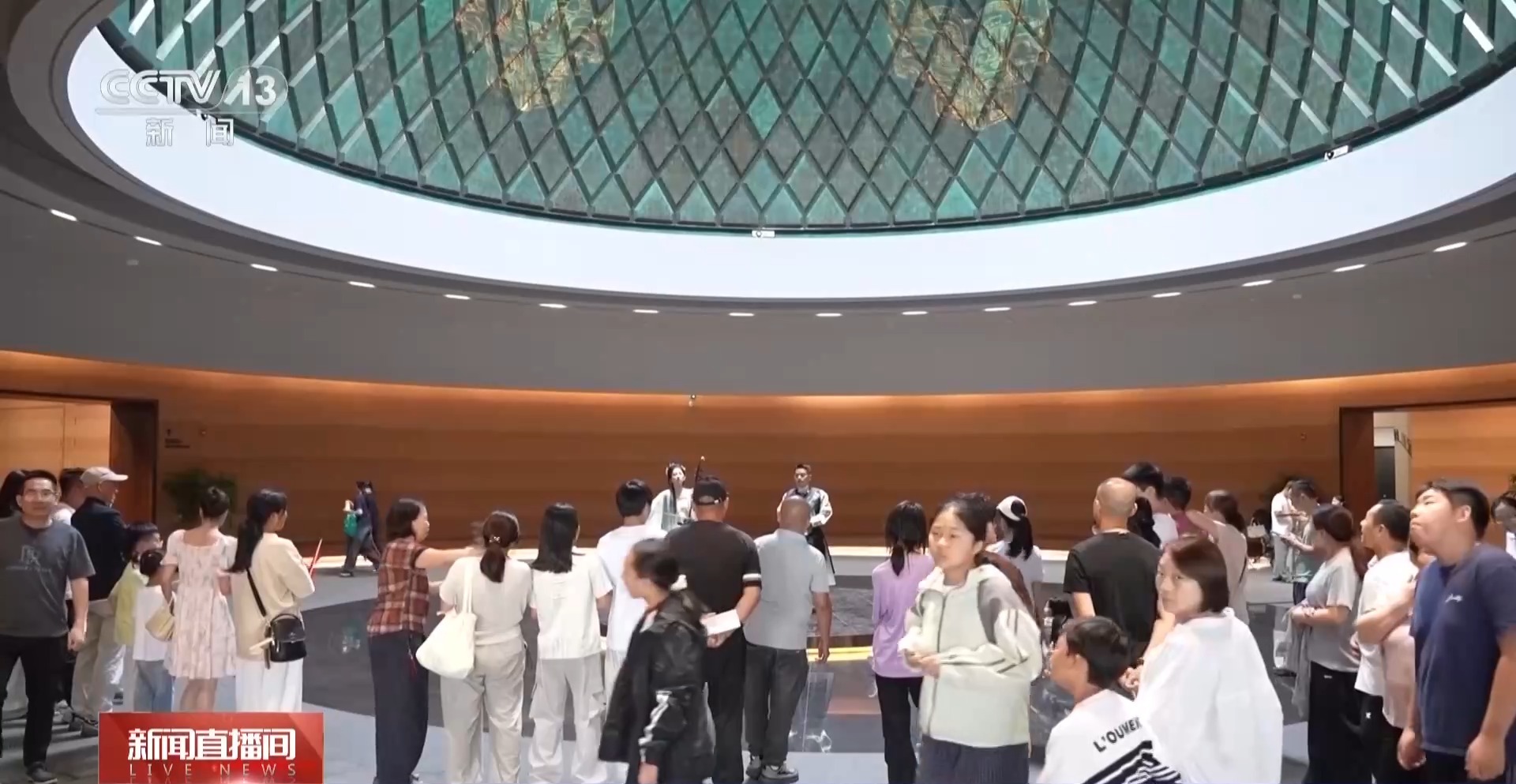 视频丨山水文博齐亮相 各地沉浸式体验点亮假期文旅市场