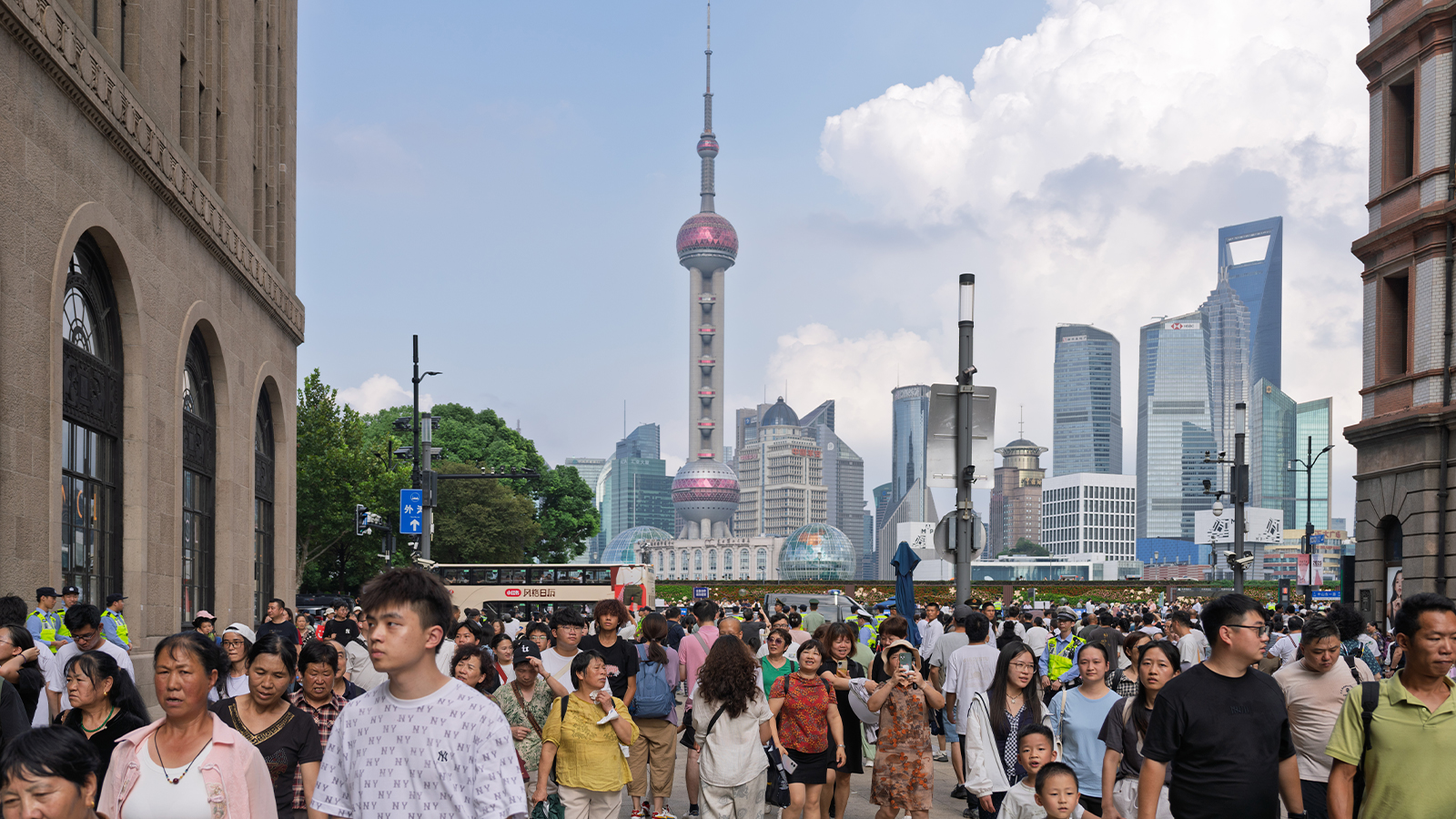 国庆出行图景折射经济转型新态势