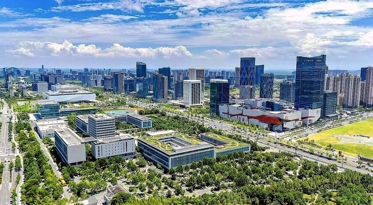 开局之年看中国·潮涌荆楚丨借一束光,造世界谷 开局之年看中国·潮涌荆楚丨借一束光,造世界谷