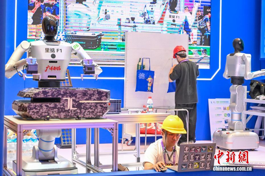 第140届广交会开幕在即 首期布展工作有序进行 第140届广交会开幕在即 首期布展工作有序进行