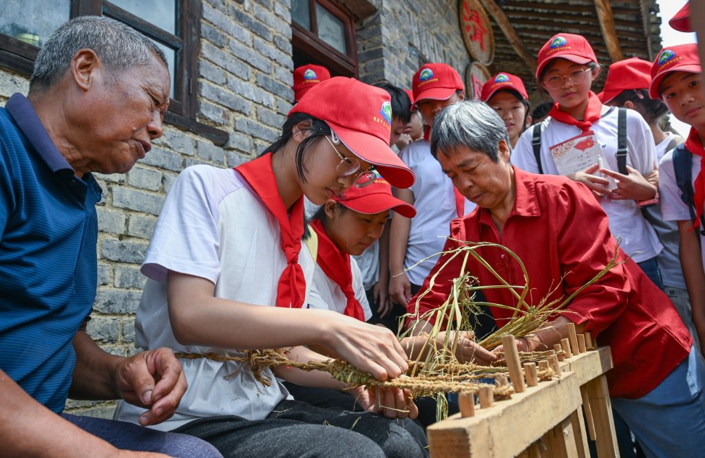 习近平总书记关切事·长征丨长征精神薪火相传