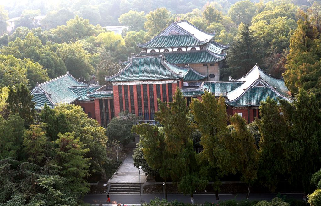 镜观中国丨千年岳麓 百年湖大 何以常新