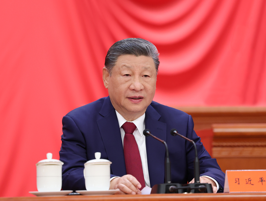 习近平出席纪念中国工农红军长征胜利90周年大会并发表重要讲话