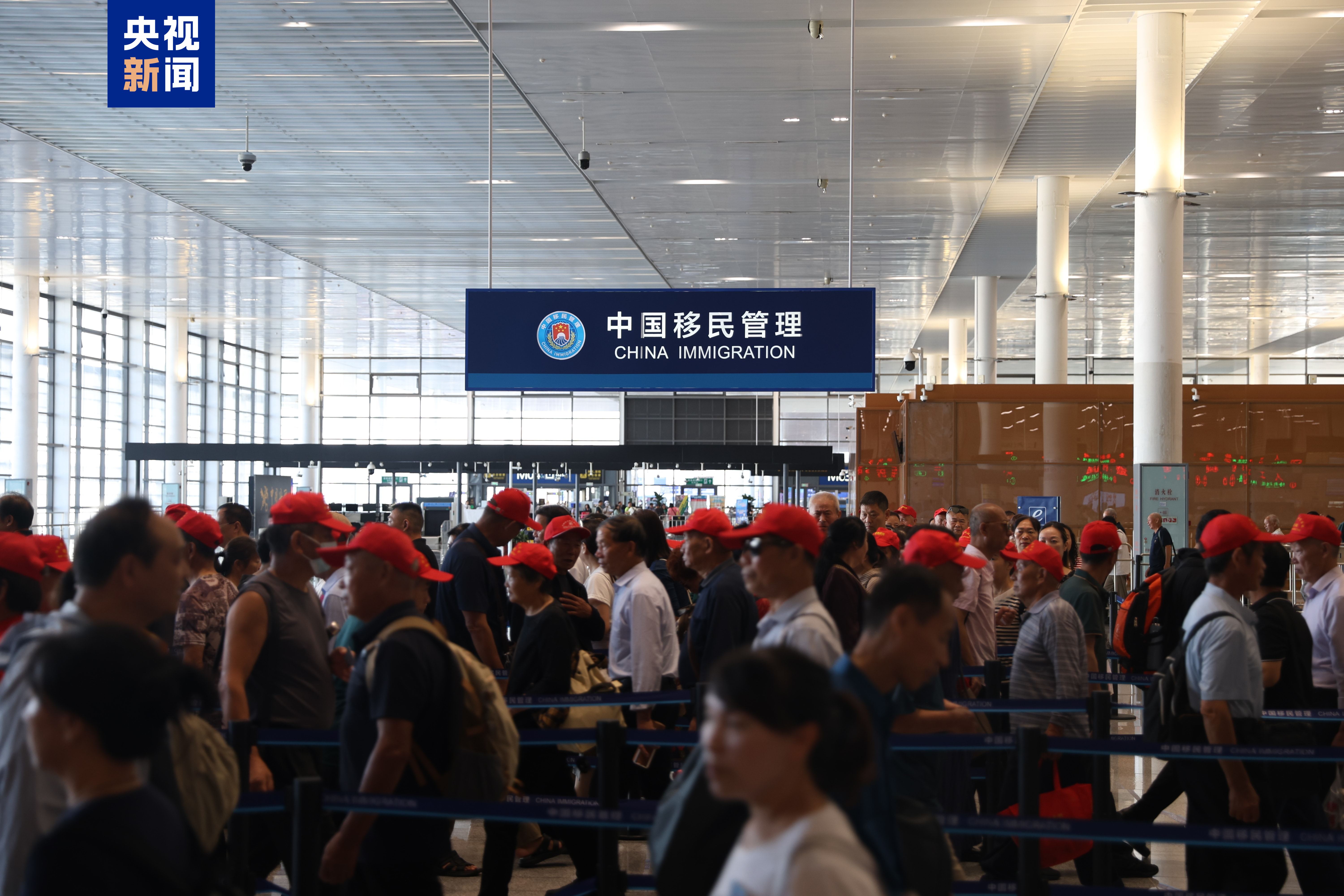 港珠澳大桥开通8周年 出入境旅客达1.25亿人次