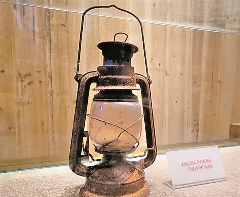 这灯,照耀光明