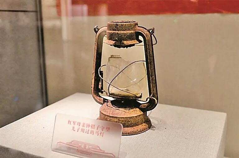 这灯,照耀光明
