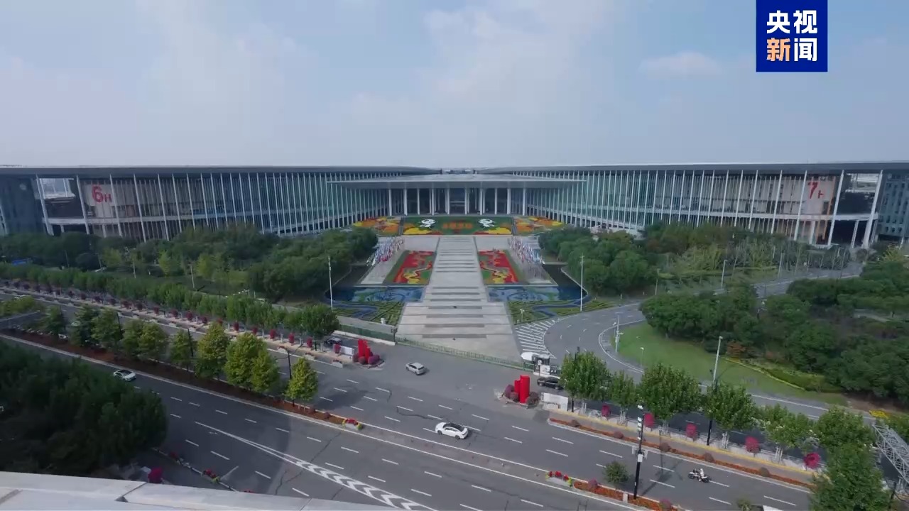 视频丨进博好物抢先看 钱凯港航线架起南美鲜果快速通道