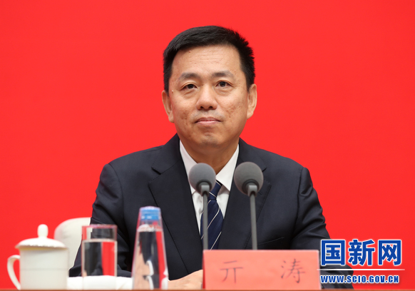 中国这十年丨全国社保基金有超过2.6万亿元的战略储备
