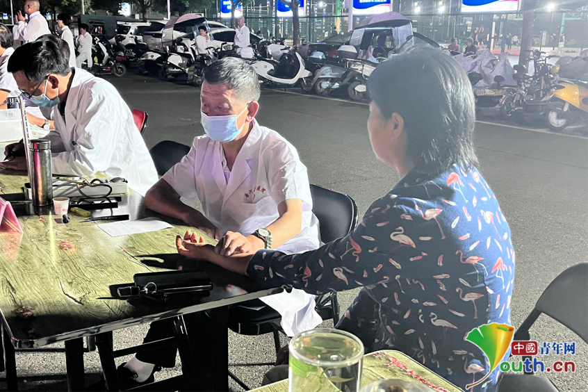 【让世界“中意”中国】河南唐河：基层群众家门口即可享受优质中医药服务