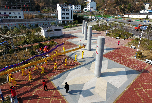【巍巍三峡】湖北宜昌许家冲：移民村变身“幸福村”
