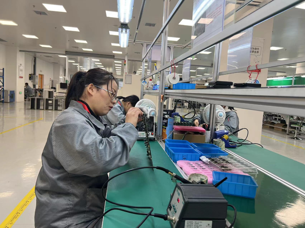踔厉奋发向未来·二十大精神在基层丨合肥“量子大街”：让更多创新成果从实验室走向千家万户