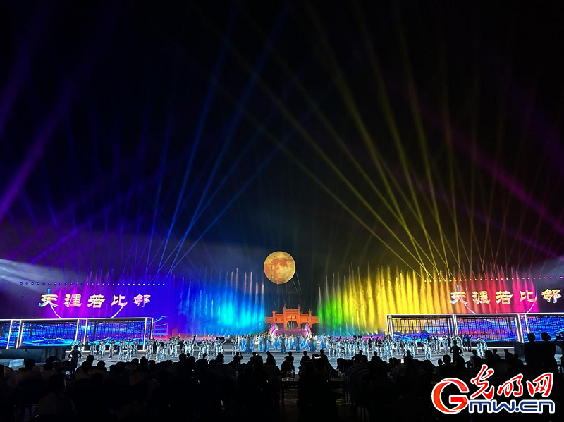 【组图】光影激荡呈现文化与科技魅力