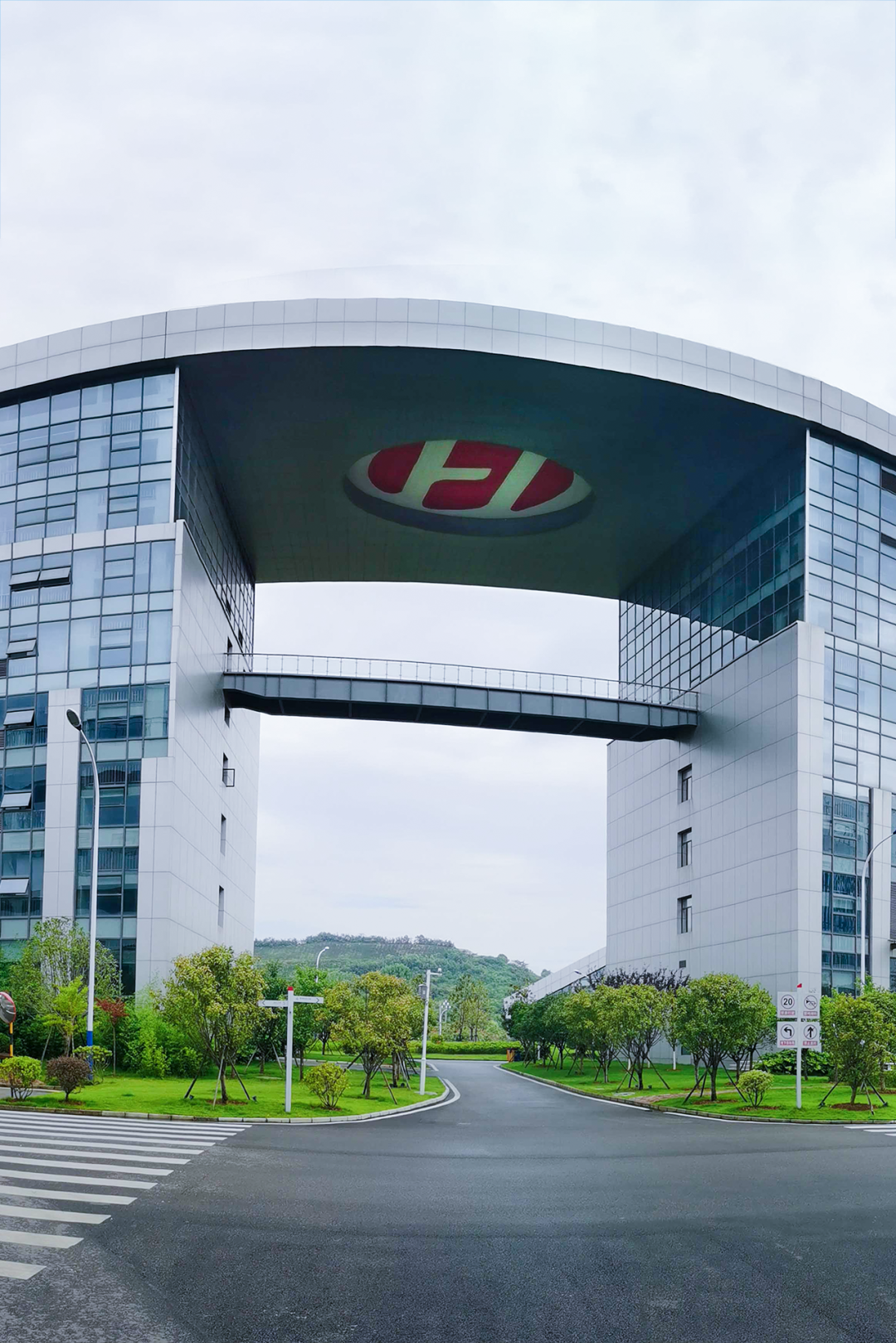 跟着总书记看中国｜不负嘱托的年轻人，“追光”有了好消息！