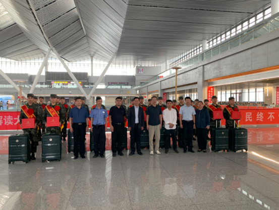 北京市朝阳区有序推进新老兵接待转运工作