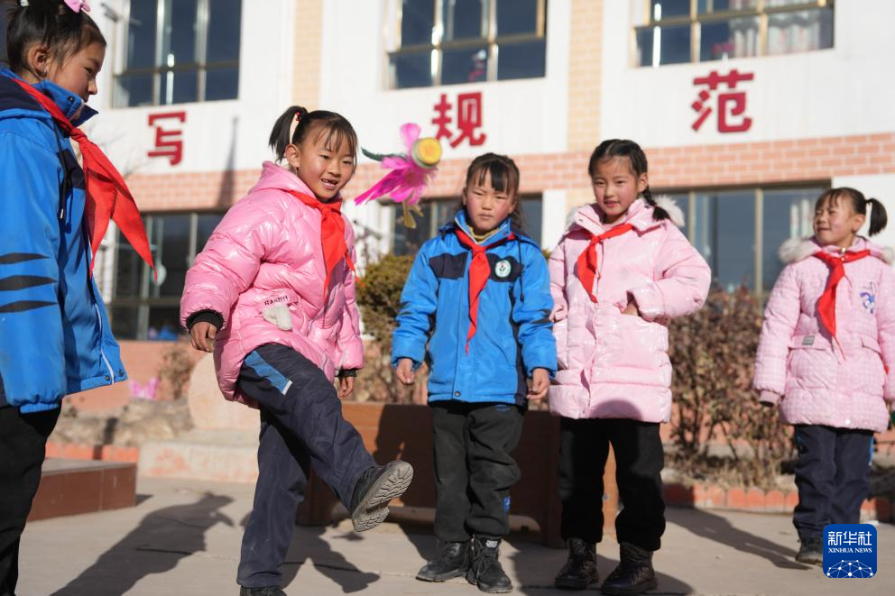 积石山6.2级地震丨甘肃积石山地震灾区中小学校复课