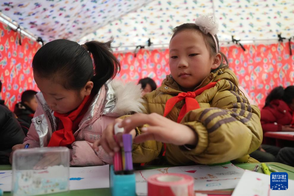 积石山6.2级地震丨甘肃积石山地震灾区中小学校复课