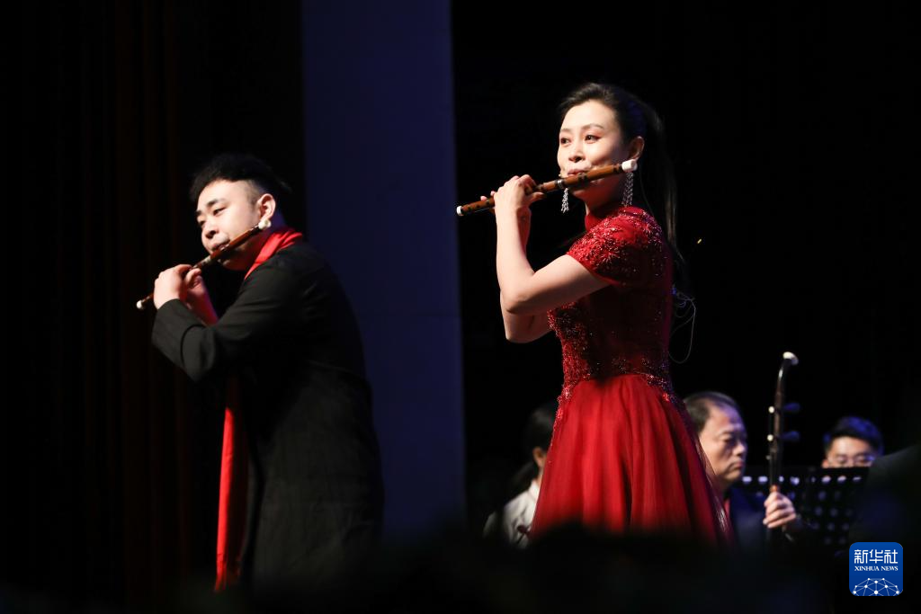 甘肃：新春音乐会《陇上国乐》在黄河之滨上演