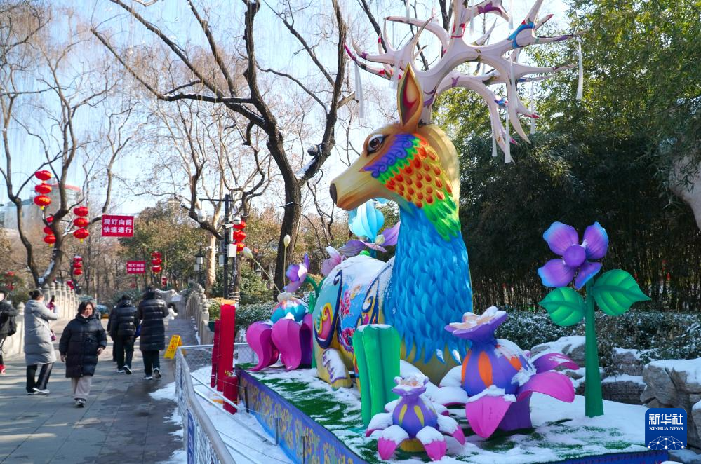 济南：张灯结彩迎新春