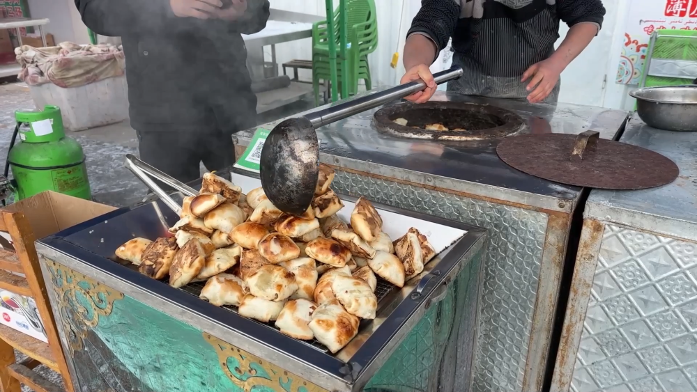 春节日记Vlog：年货清单都有啥？新疆小姐姐的年货大采购！