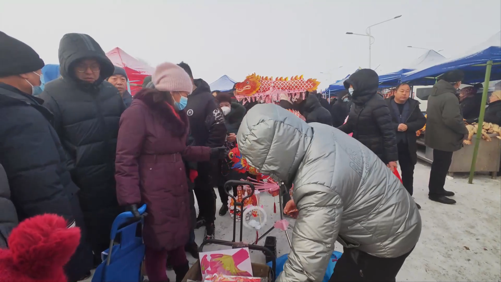 春节日记Vlog：年货清单都有啥？新疆小姐姐的年货大采购！