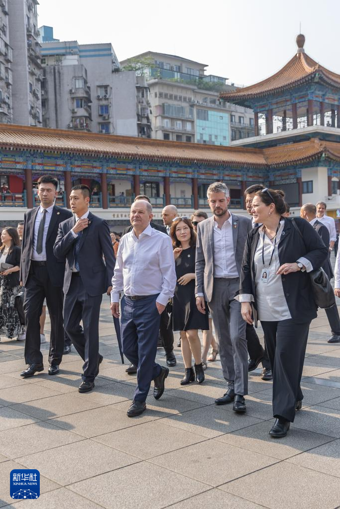德国总理朔尔茨抵渝开启访华之旅