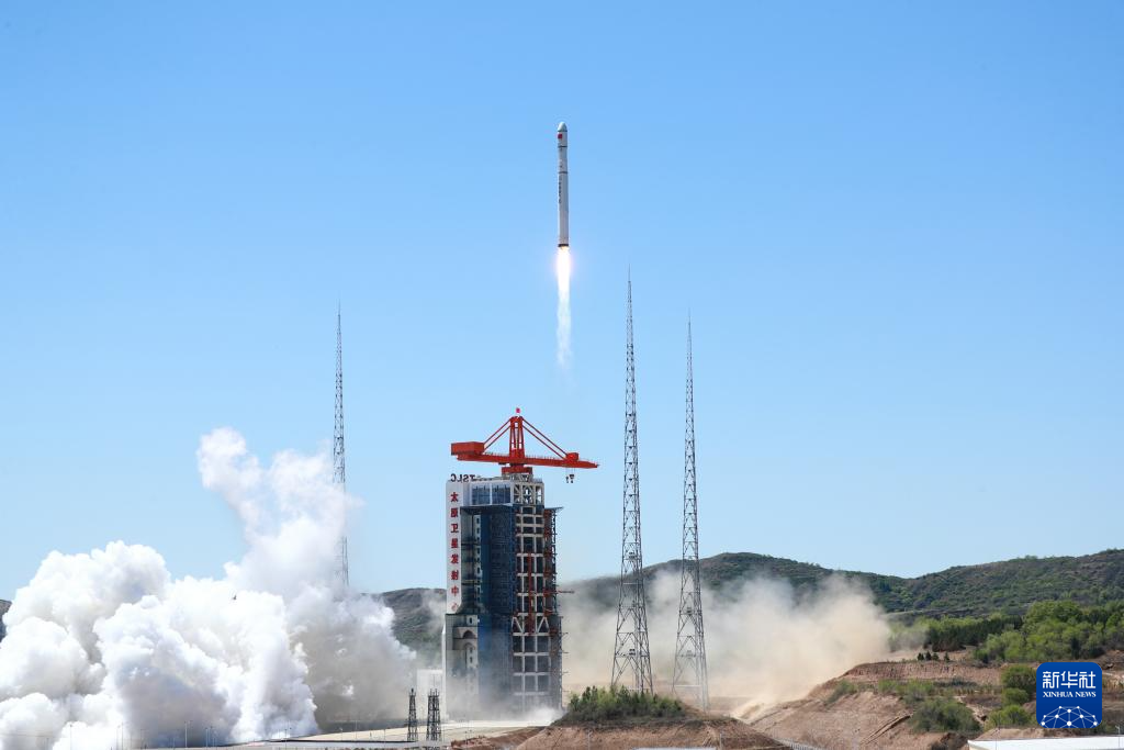 长征六号丙运载火箭首飞成功