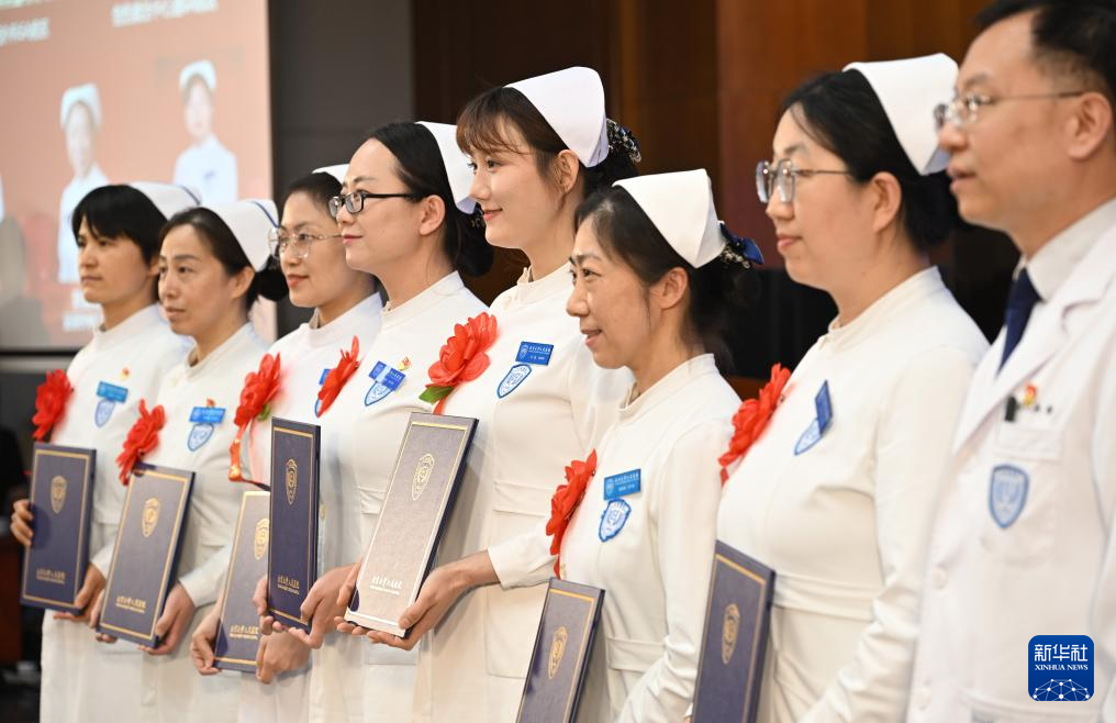 迎接国际护士节