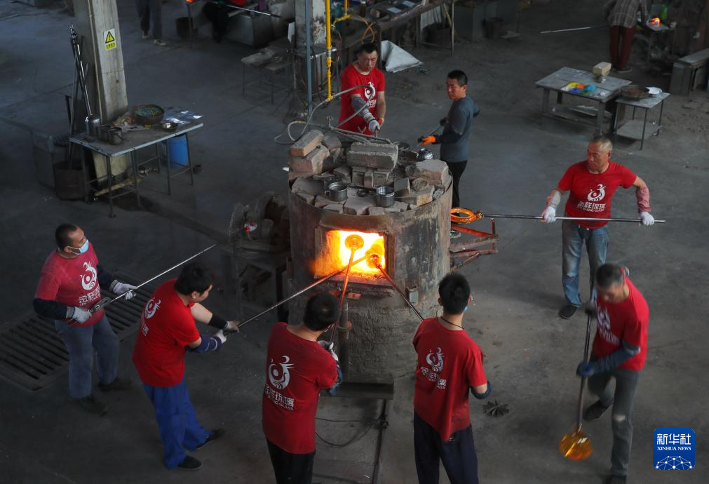 山东博山:创新推动琉璃焕新彩 山东博山:创新推动琉璃焕新彩