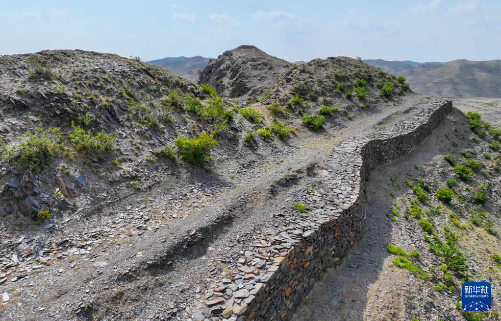 巍峨秦长城