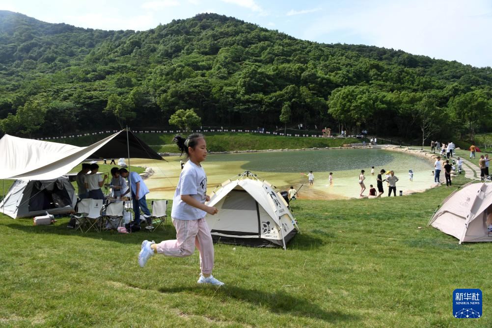 浙江舟山：百里文廊勾画海岛山水画卷