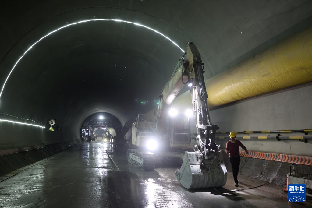 西成铁路甘肃段建设加速推进