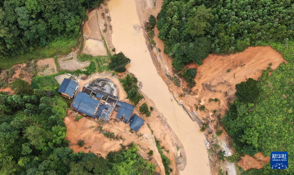 强降雨导致广东省平远县38人死亡2人失联