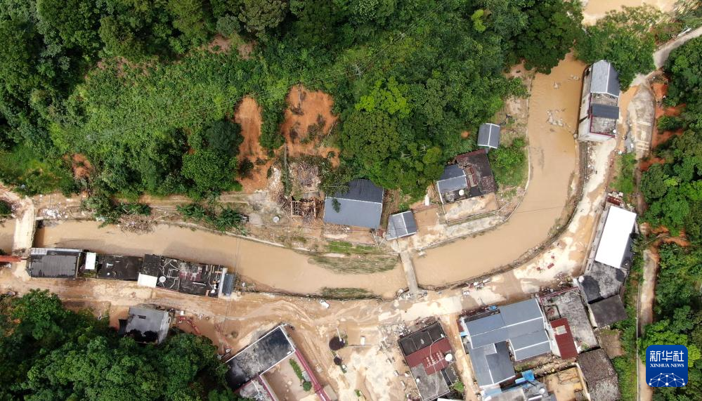 强降雨导致广东省平远县38人死亡2人失联