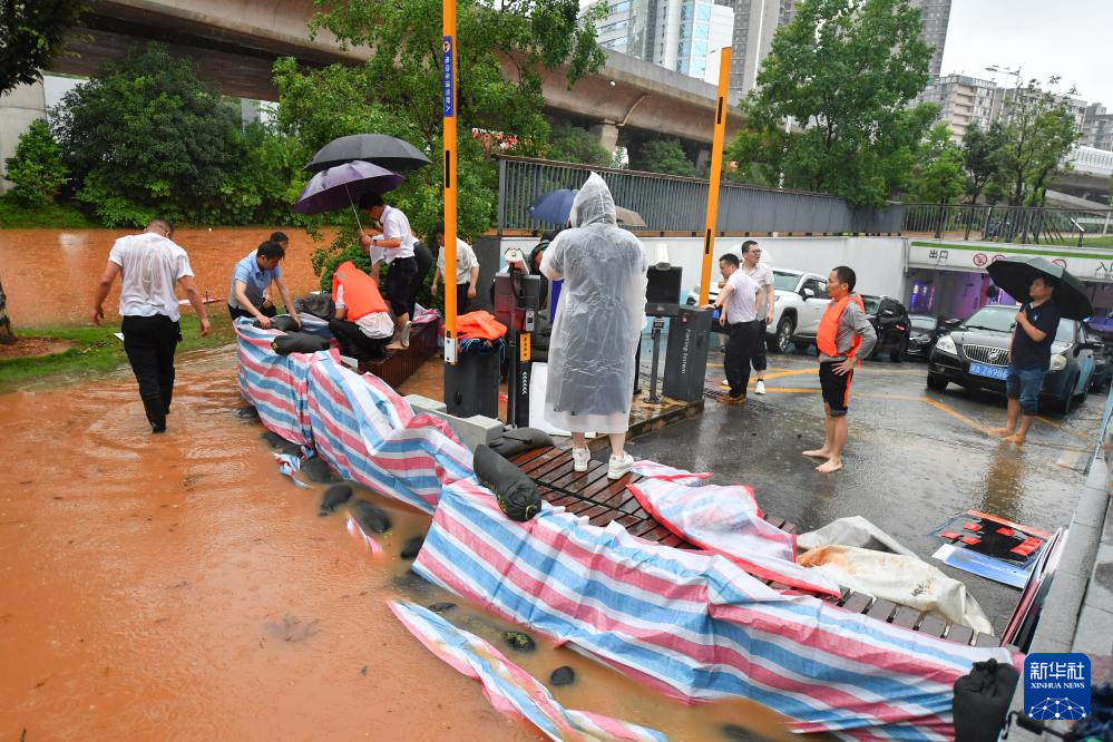 湖南长沙遭遇强降雨