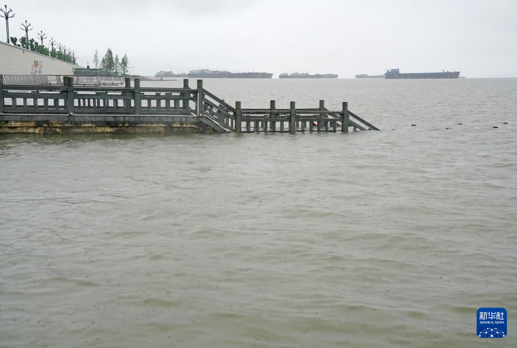 聚焦防汛抗旱｜我国最大淡水湖鄱阳湖水位超警戒