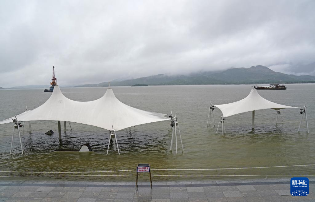 聚焦防汛抗旱｜我国最大淡水湖鄱阳湖水位超警戒