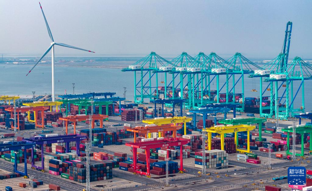 天津港2024年上半年集装箱吞吐量同比增长4.6%