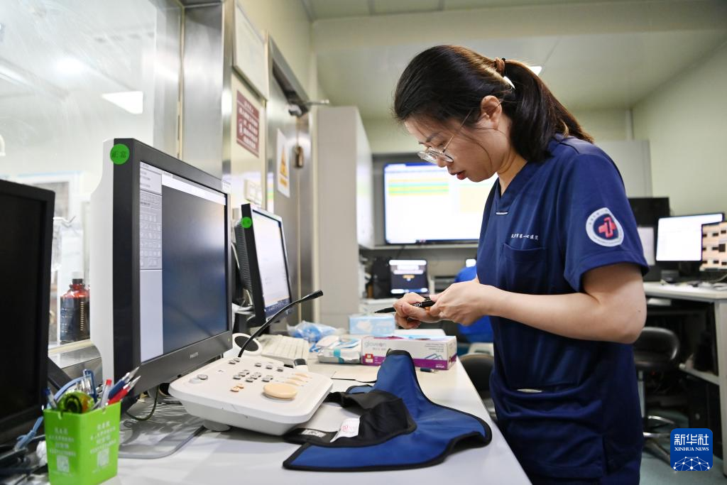 医生夫妻 “医”路同行 医生夫妻 “医”路同行