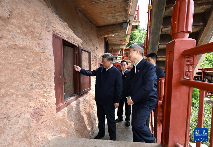 习近平在甘肃考察