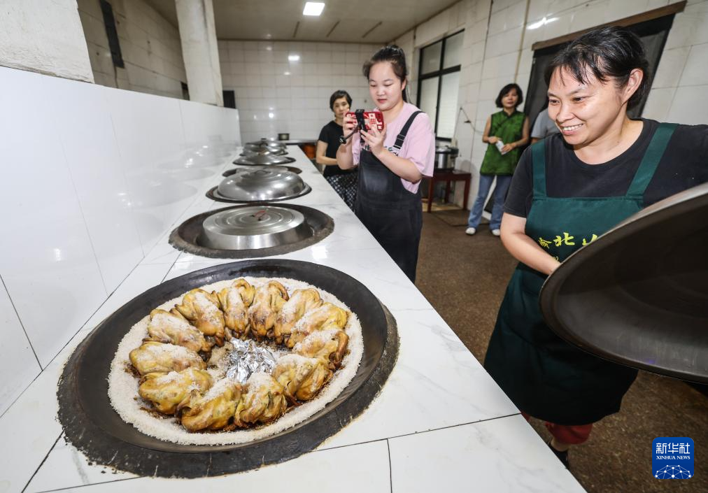 山乡特色产业助力百姓共富